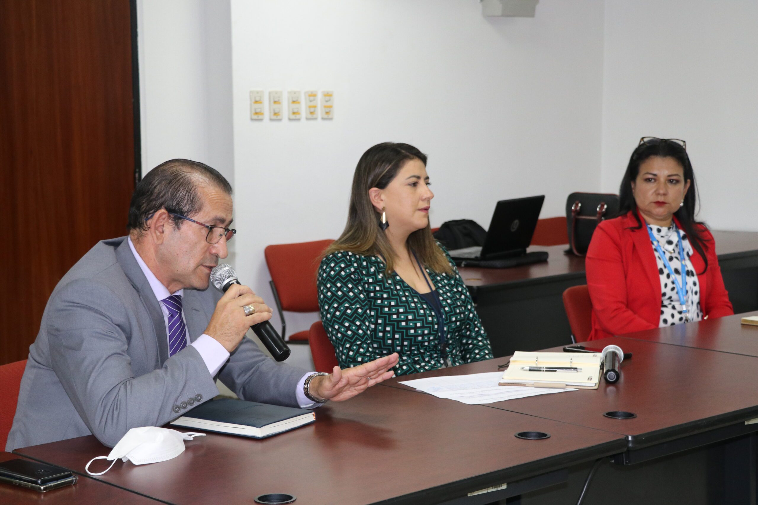 Gestión ante Viceministra de Infraestructura del Ministerio de Transporte y Obras Públicas para la culminación del IV Eje Vial