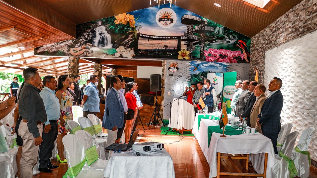 Municipios de la Región Amazónica y de Galápagos se declaran en sesión permanente.