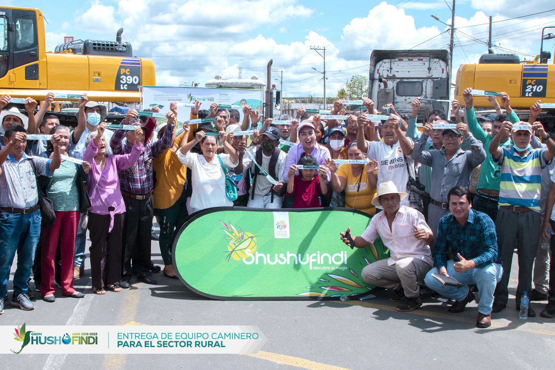 Shushufindi, entrega de equipo caminero