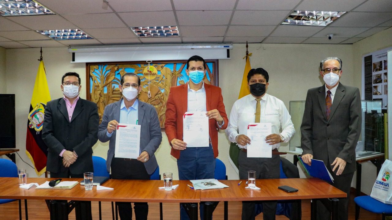 Suscripción de convenio entre COMAGA  y  la Fundación HEALTHY & SAFE