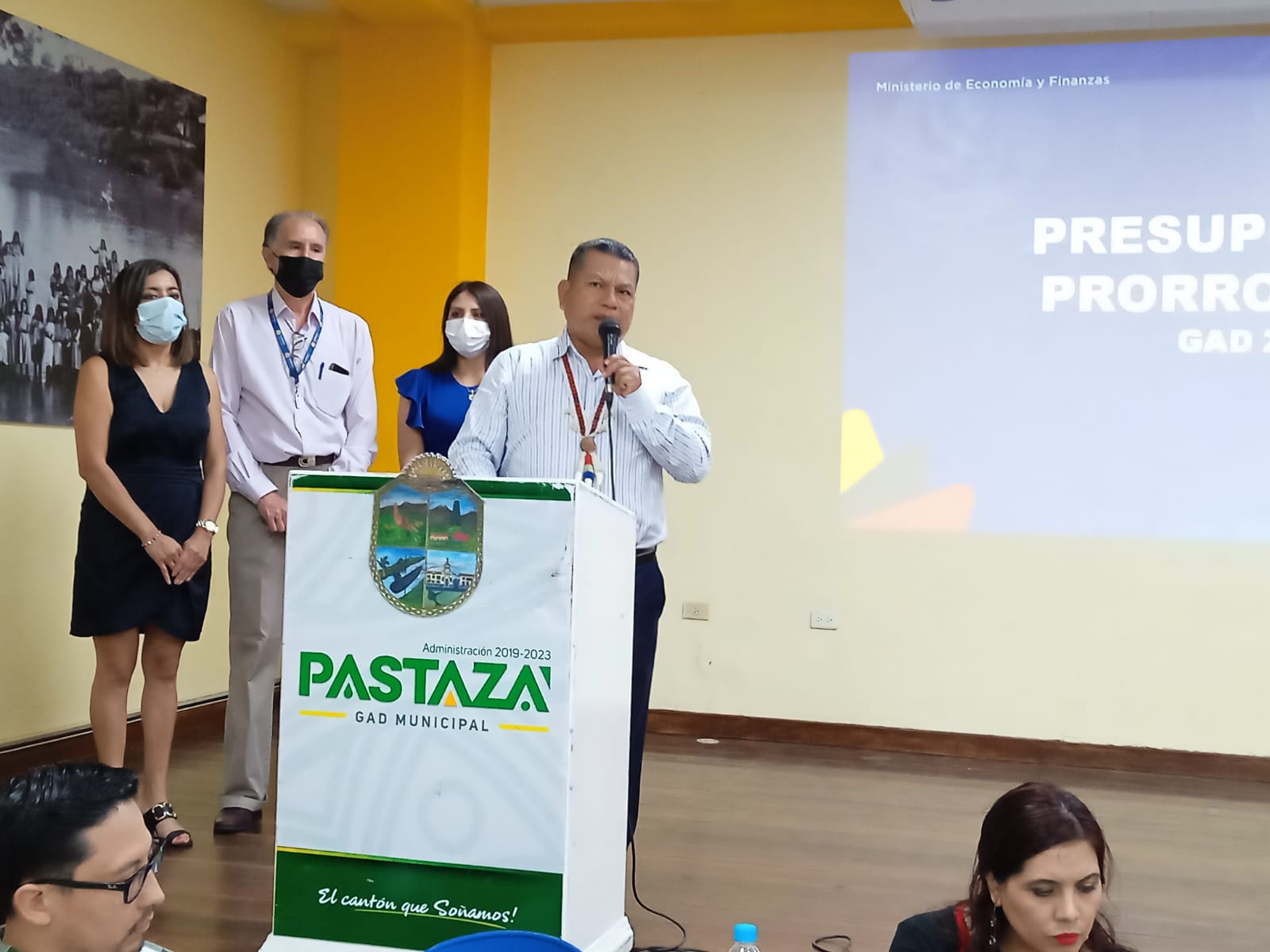 Capacitación de Presupuesto Prorrogado y Contratos Colectivos en Puyo