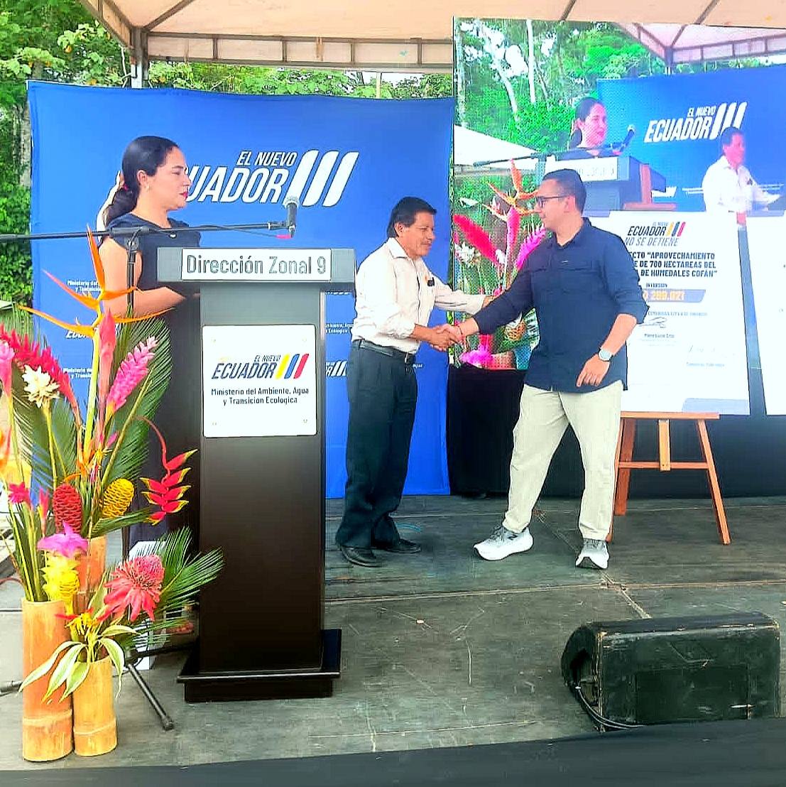 MAATE  con autoridades de Sucumbíos suscribe acuerdos para subproyectos ambientales