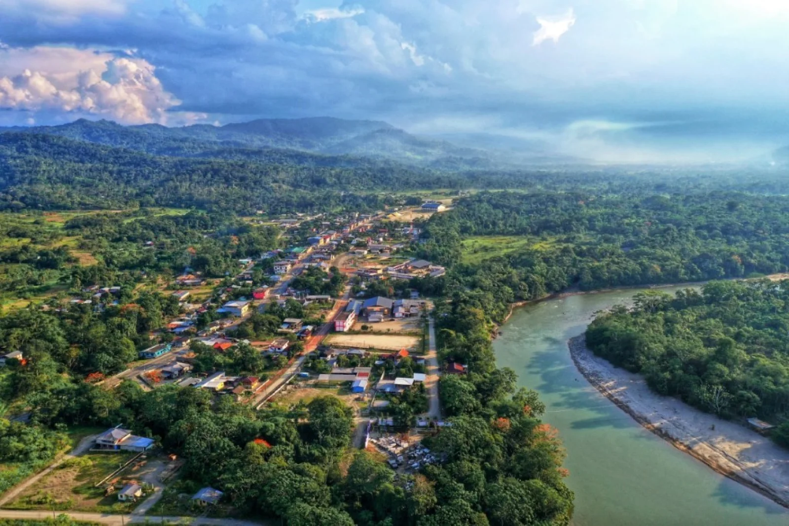 Carlos Julio Arosemena Tola