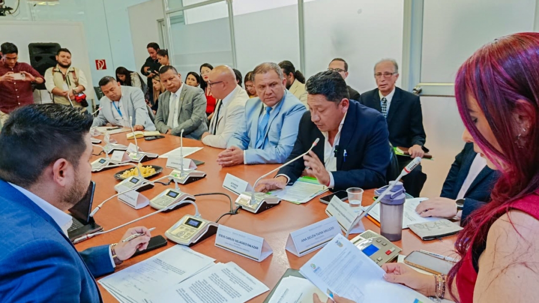 WhatsApp Image 2025-10-23 at 10.16.19 PM (4)